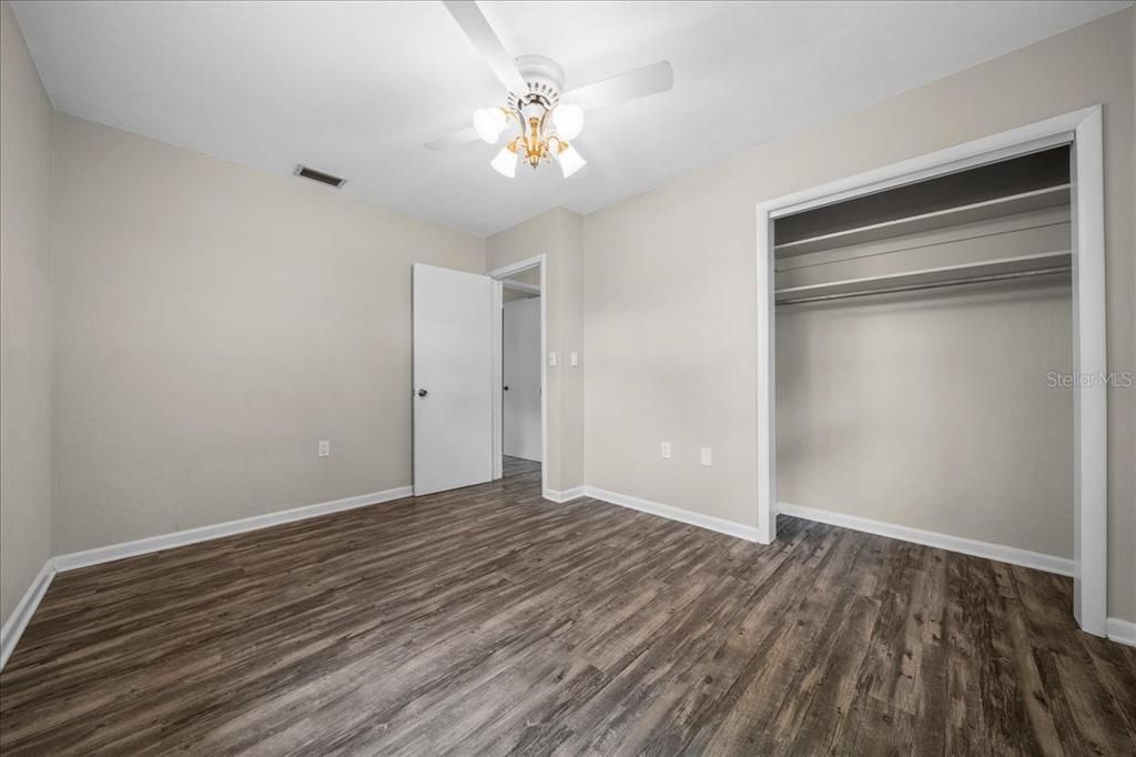 For Sale: $204,900 (3 beds, 1 baths, 1000 Square Feet)