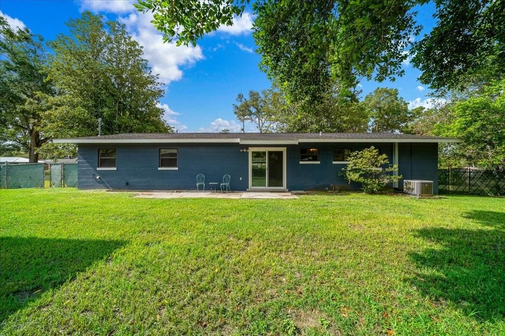 For Sale: $204,900 (3 beds, 1 baths, 1000 Square Feet)