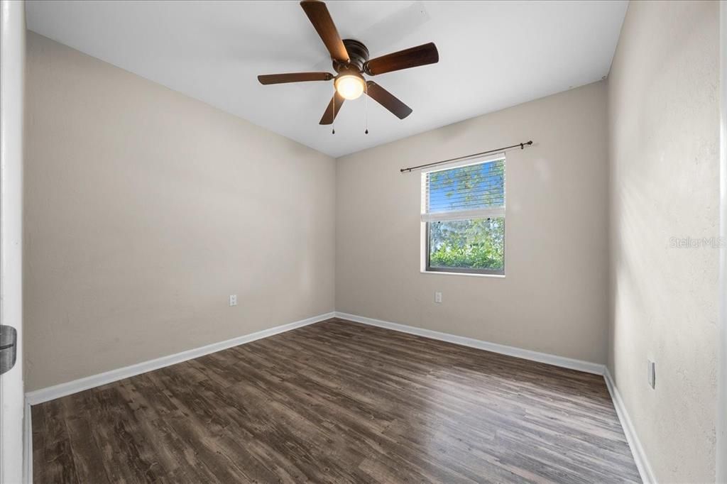 For Sale: $204,900 (3 beds, 1 baths, 1000 Square Feet)