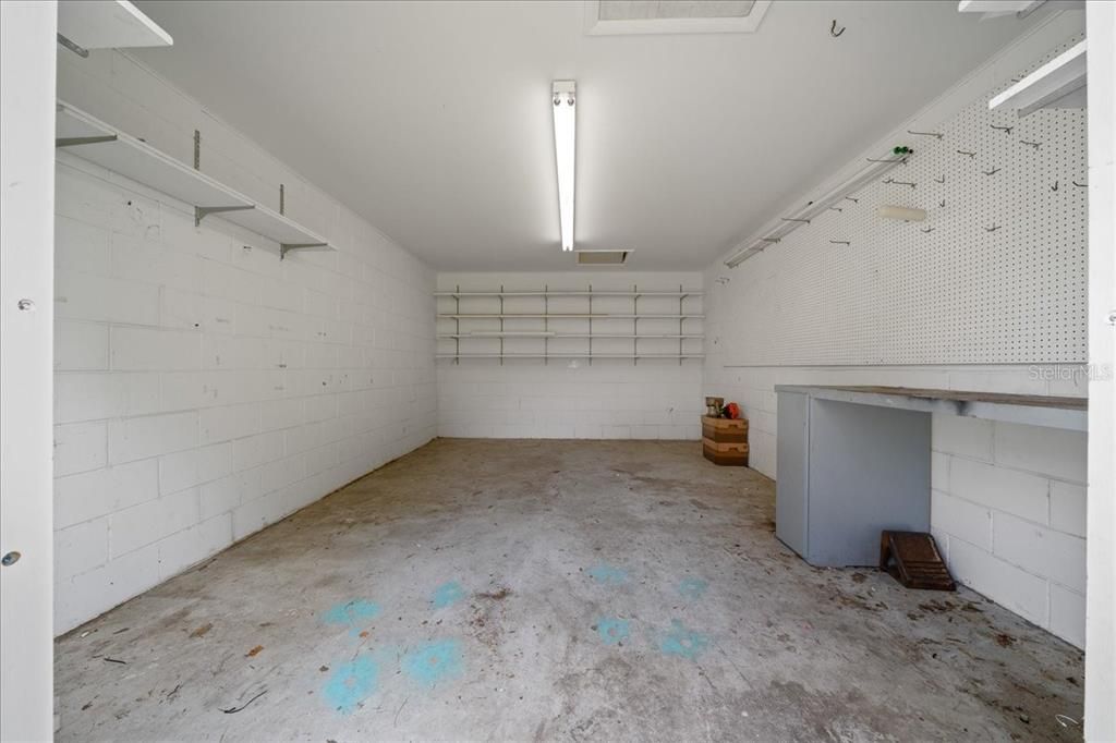 For Sale: $204,900 (3 beds, 1 baths, 1000 Square Feet)