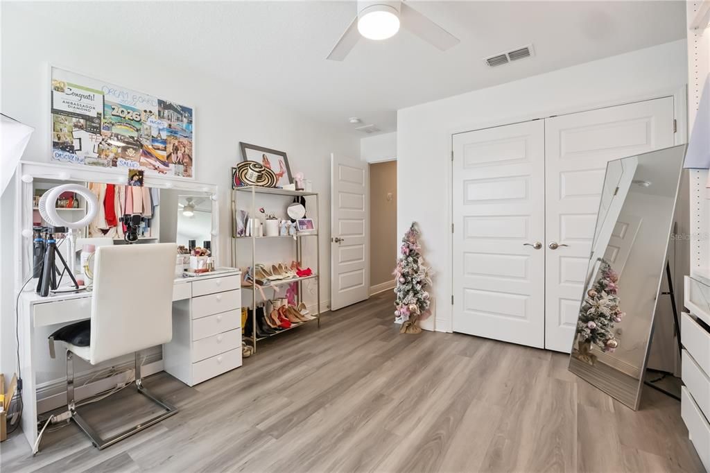 For Rent: $4,000 (5 beds, 3 baths, 3227 Square Feet)