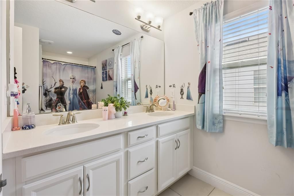 For Rent: $4,000 (5 beds, 3 baths, 3227 Square Feet)