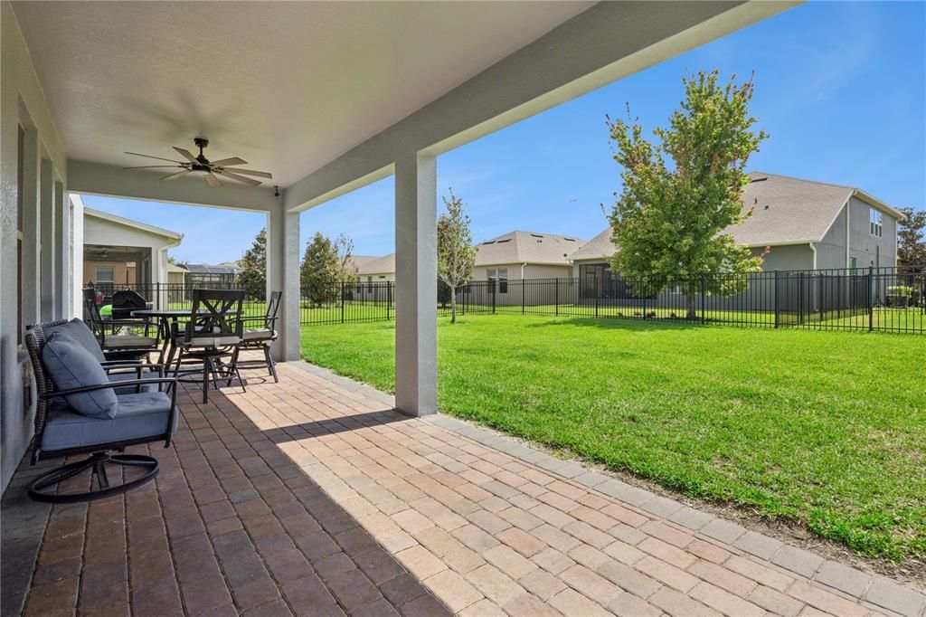 For Rent: $4,000 (5 beds, 3 baths, 3227 Square Feet)
