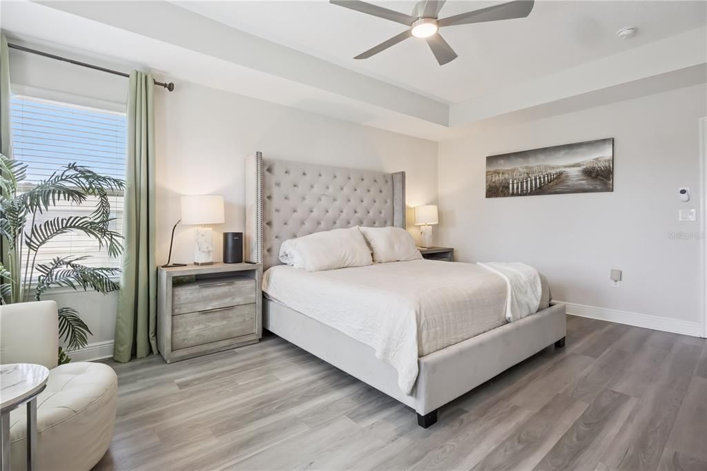 For Rent: $4,000 (5 beds, 3 baths, 3227 Square Feet)