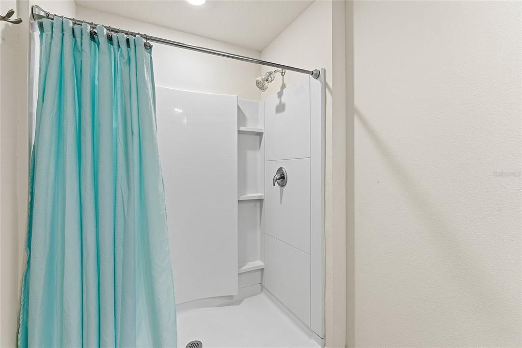 На продажу: $287,500 (3 спален, 2 ванн, 1614 Квадратных фут)