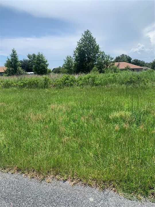 На продажу: $55,000 (0.23 acres)