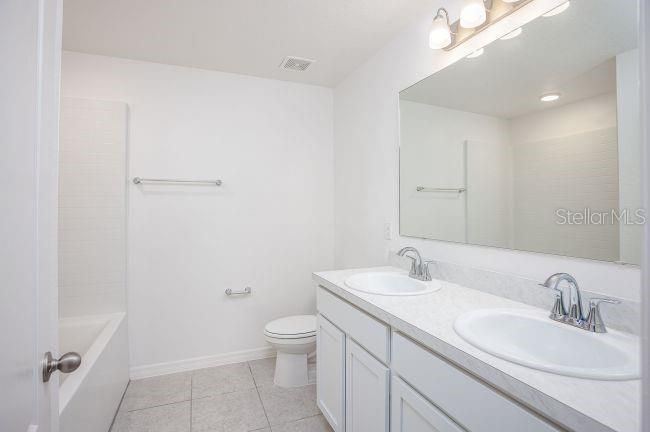 For Sale: $495,900 (4 beds, 2 baths, 2692 Square Feet)