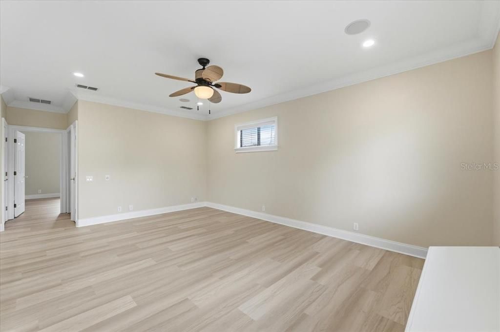 For Sale: $775,000 (5 beds, 3 baths, 3375 Square Feet)