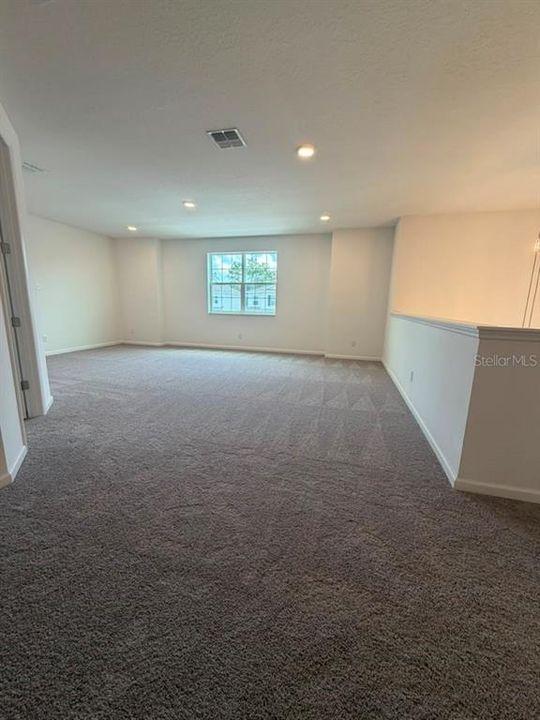 For Rent: $3,300 (4 beds, 3 baths, 3556 Square Feet)