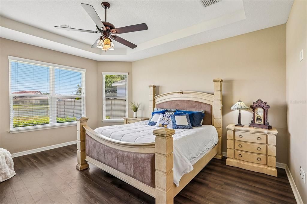 For Sale: $624,900 (4 beds, 3 baths, 2892 Square Feet)
