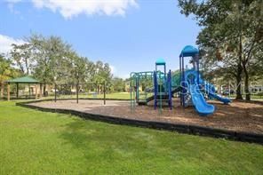 For Sale: $624,900 (4 beds, 3 baths, 2892 Square Feet)