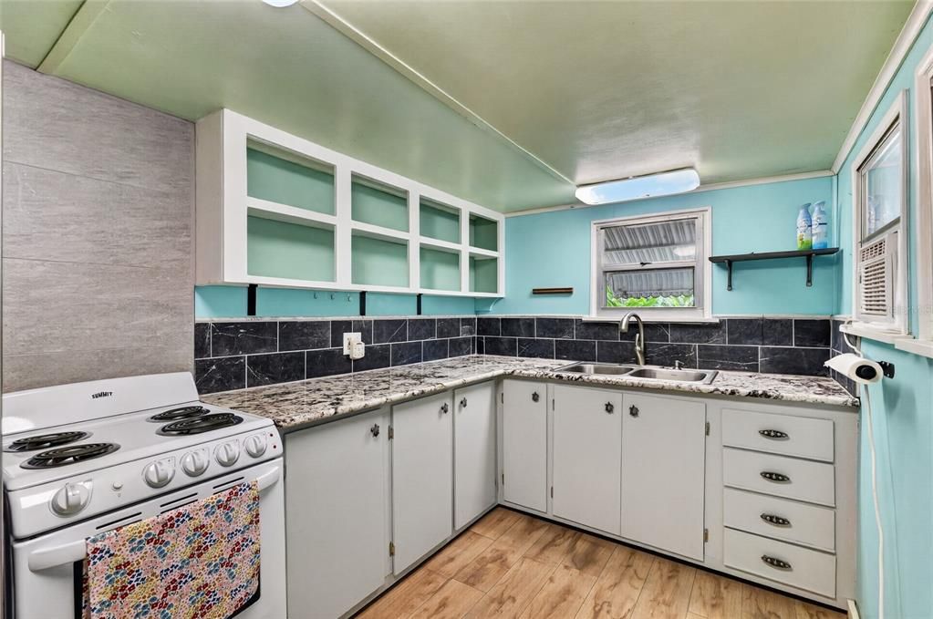 En Venta: $150,000 (1 camas, 1 baños, 674 Pies cuadrados)