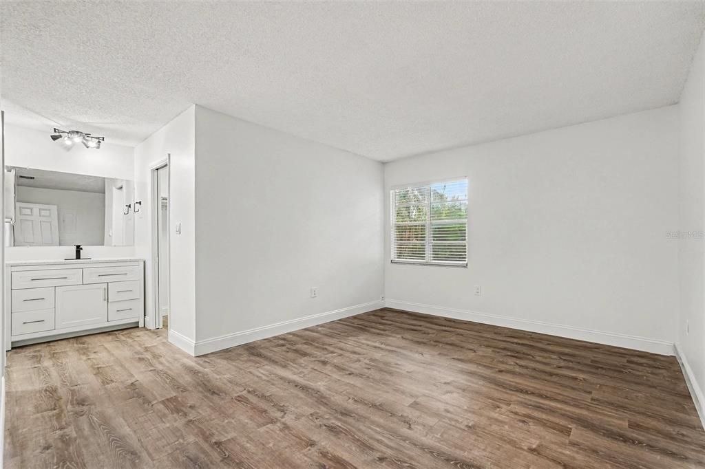For Rent: $1,550 (2 beds, 2 baths, 952 Square Feet)