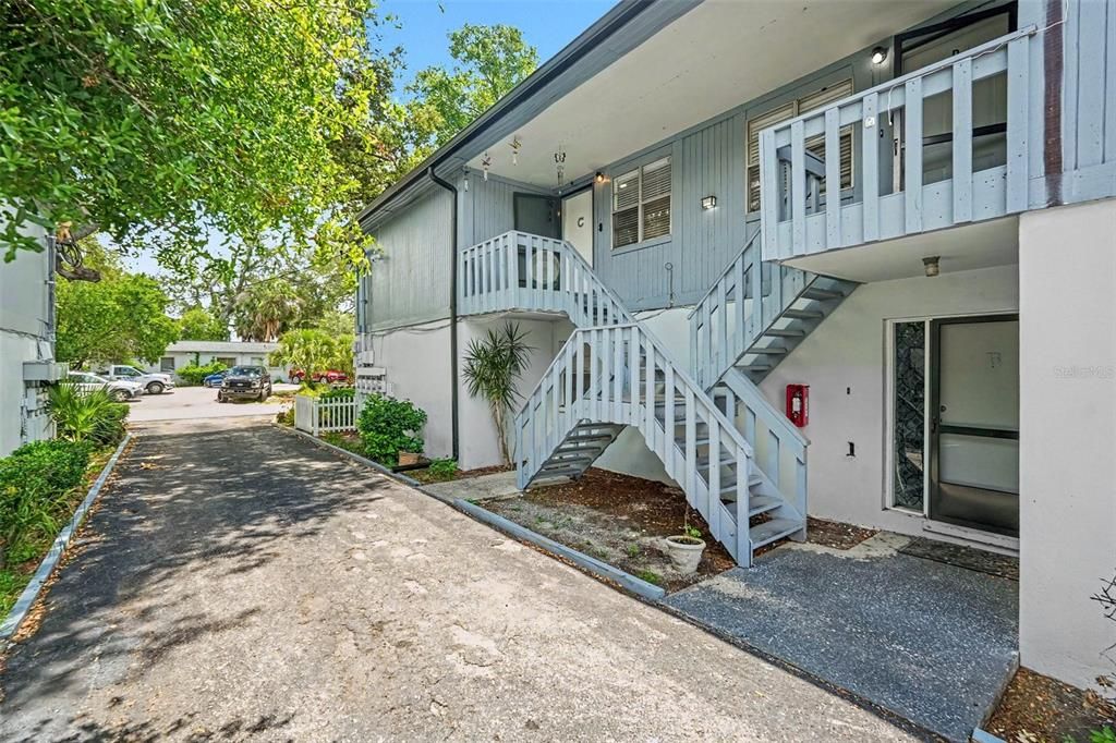 For Rent: $1,550 (2 beds, 2 baths, 952 Square Feet)