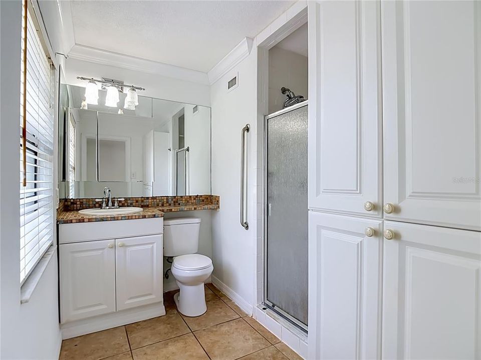 На продажу: $499,900 (4 спален, 3 ванн, 2130 Квадратных фут)