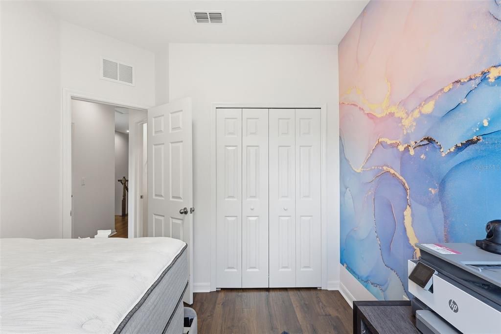 For Sale: $375,000 (3 beds, 2 baths, 1472 Square Feet)