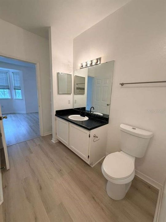 В аренду: $2,000 (3 спален, 2 ванн, 1260 Квадратных фут)