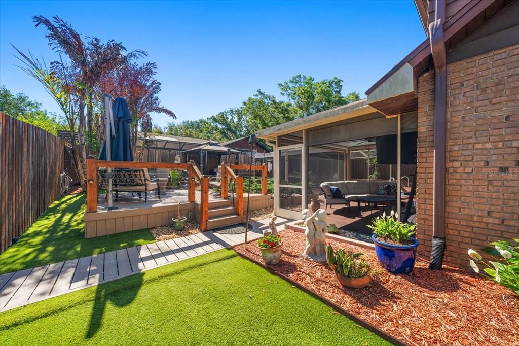 En Venta: $525,000 (4 camas, 2 baños, 2005 Pies cuadrados)