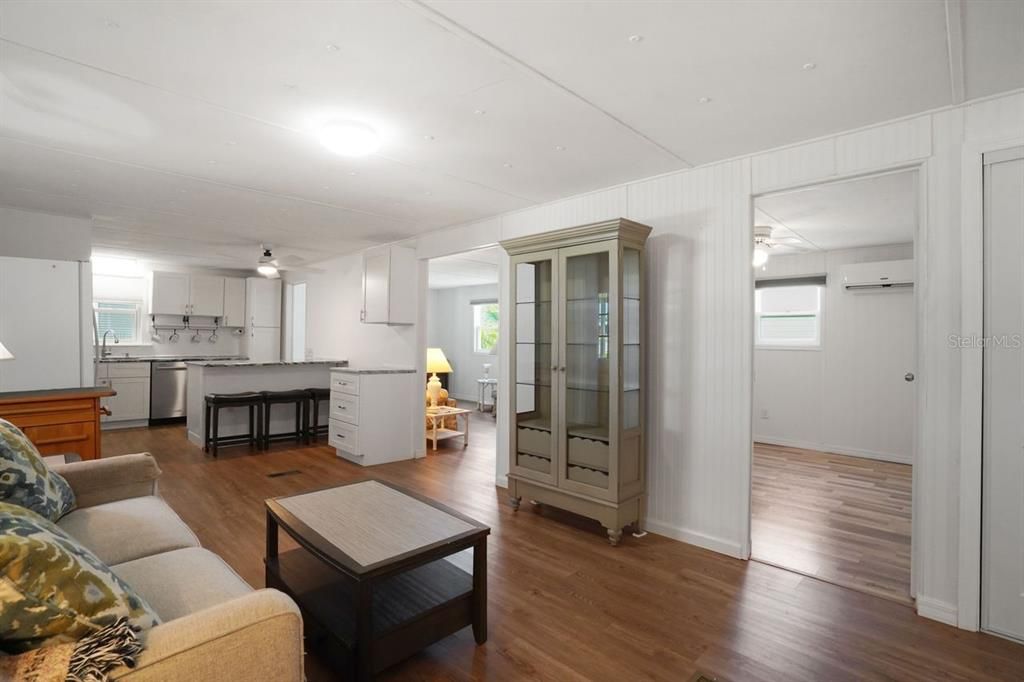 For Sale: $220,000 (3 beds, 2 baths, 1338 Square Feet)