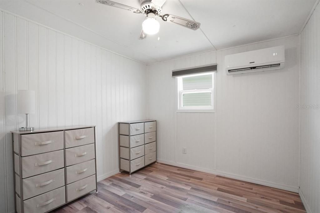 For Sale: $220,000 (3 beds, 2 baths, 1338 Square Feet)