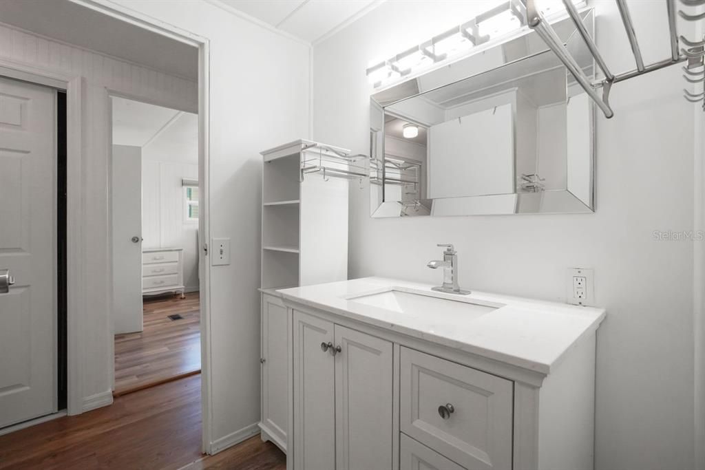 For Sale: $220,000 (3 beds, 2 baths, 1338 Square Feet)