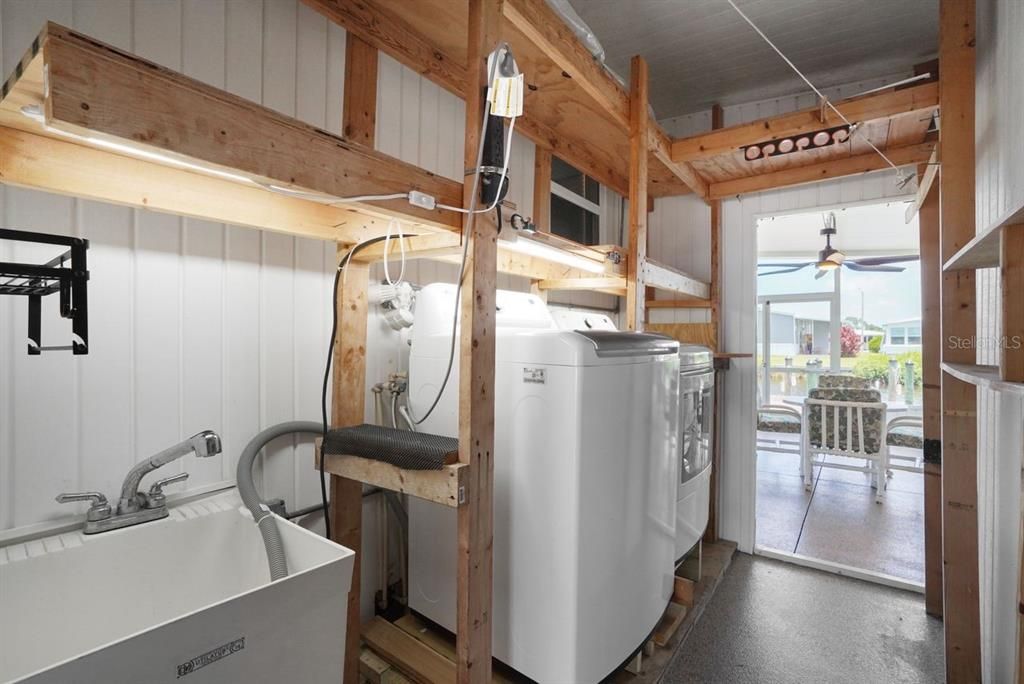 For Sale: $220,000 (3 beds, 2 baths, 1338 Square Feet)