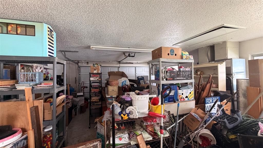 На продажу: $199,999 (3 спален, 2 ванн, 1678 Квадратных фут)