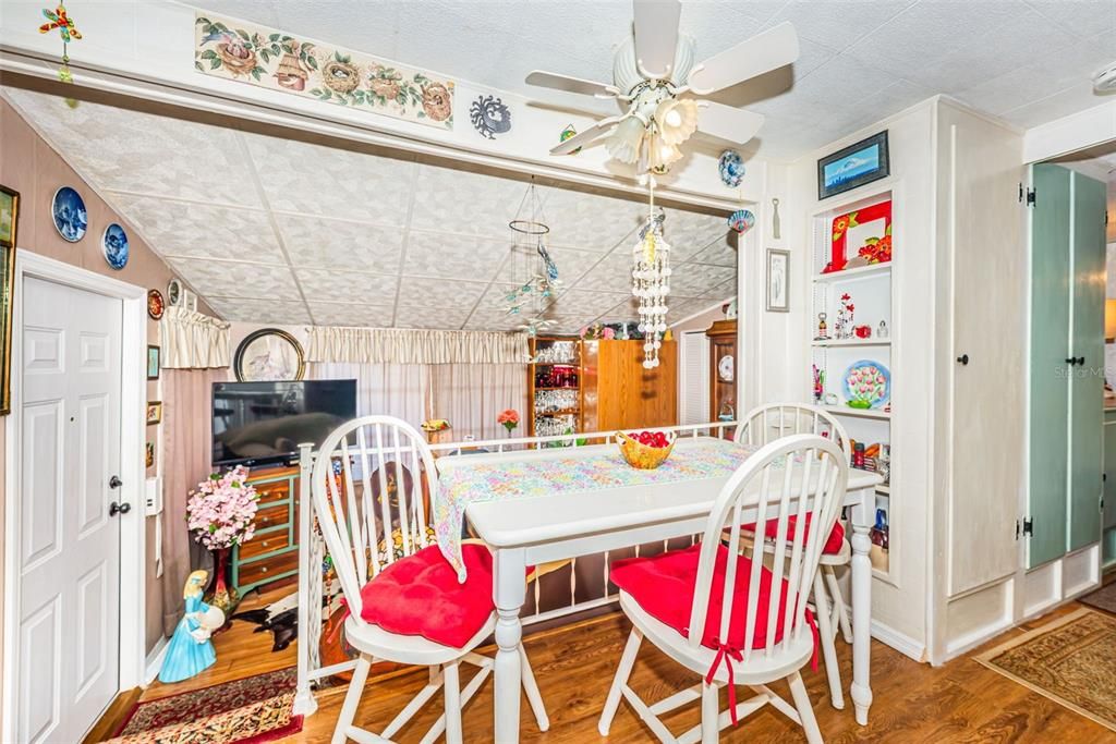 En Venta: $78,500 (1 camas, 1 baños, 350 Pies cuadrados)
