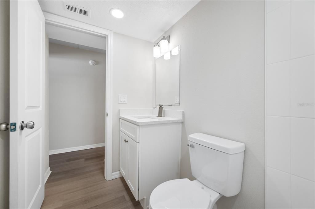 For Rent: $1,525 (1 beds, 1 baths, 550 Square Feet)