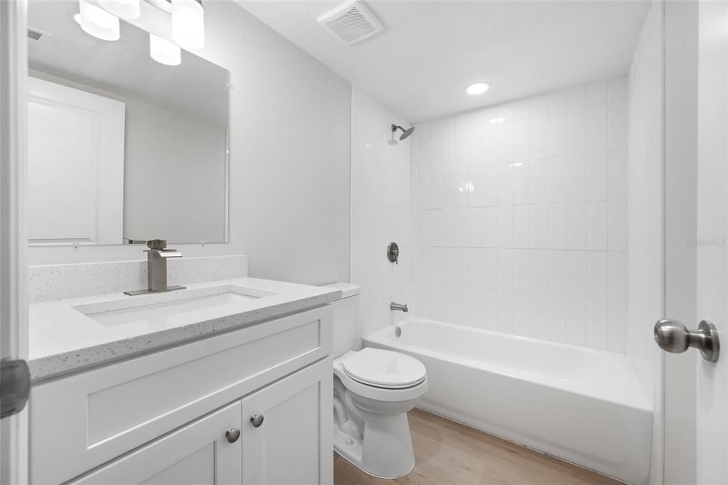For Rent: $1,525 (1 beds, 1 baths, 550 Square Feet)