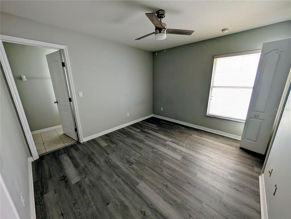 En Venta: $399,000 (4 camas, 3 baños, 1846 Pies cuadrados)