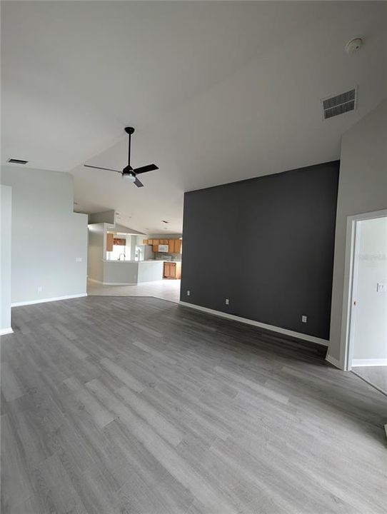 En Venta: $399,000 (4 camas, 3 baños, 1846 Pies cuadrados)