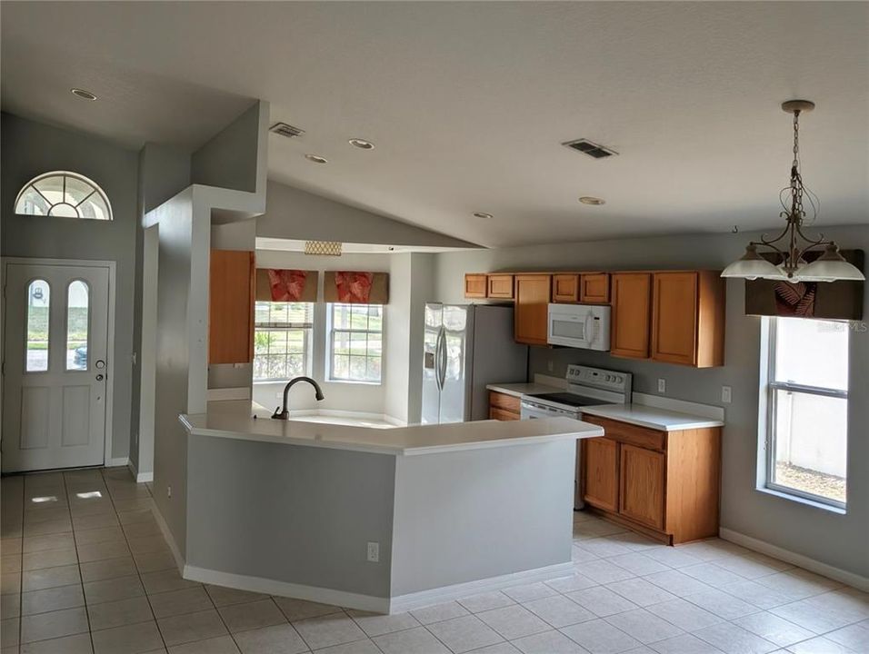 En Venta: $399,000 (4 camas, 3 baños, 1846 Pies cuadrados)