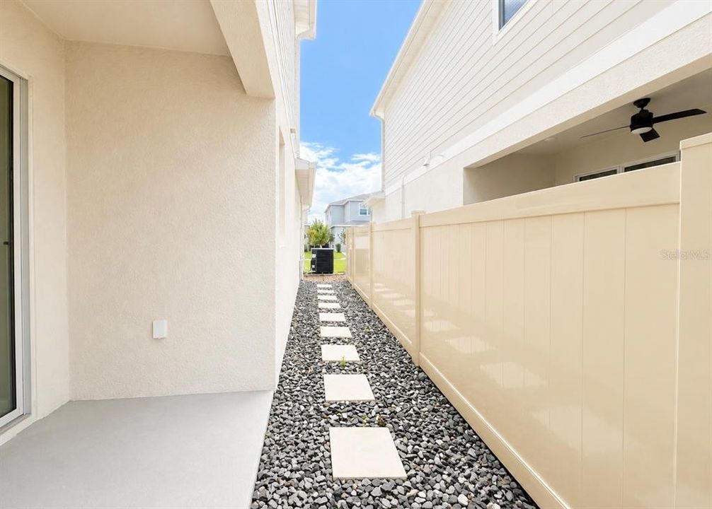 For Rent: $2,200 (3 beds, 2 baths, 1506 Square Feet)