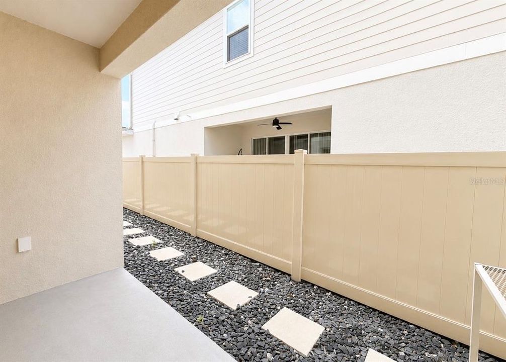For Rent: $2,200 (3 beds, 2 baths, 1506 Square Feet)