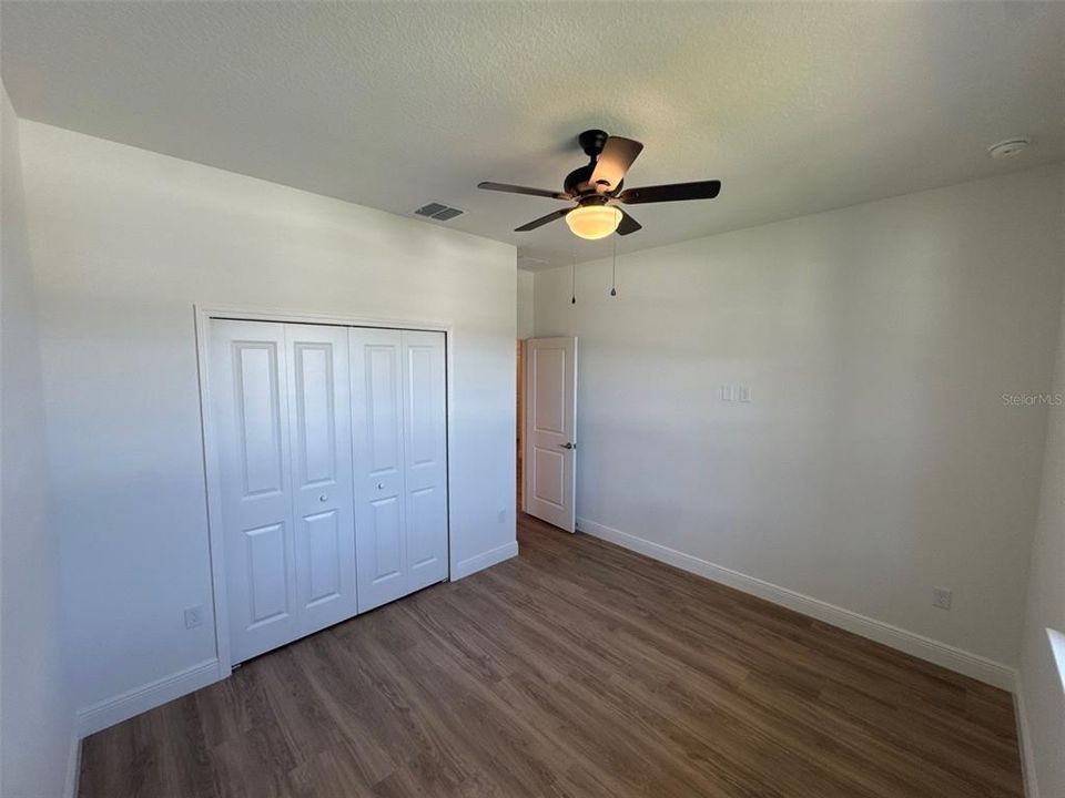 For Sale: $419,900 (3 beds, 2 baths, 1867 Square Feet)