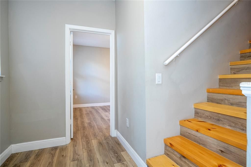 В аренду: $2,400 (3 спален, 3 ванн, 1512 Квадратных фут)
