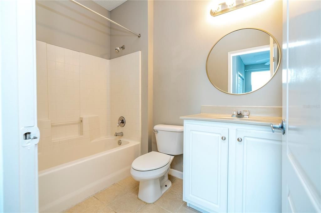 В аренду: $2,400 (3 спален, 3 ванн, 1512 Квадратных фут)