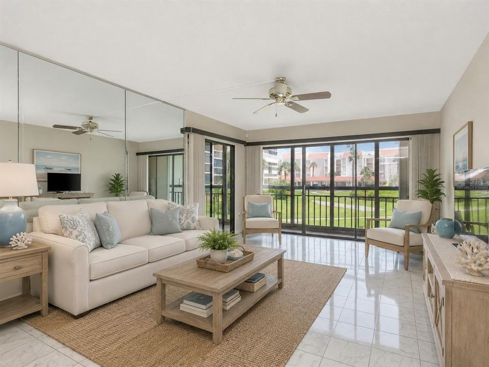 На продажу: $375,000 (2 спален, 2 ванн, 1445 Квадратных фут)