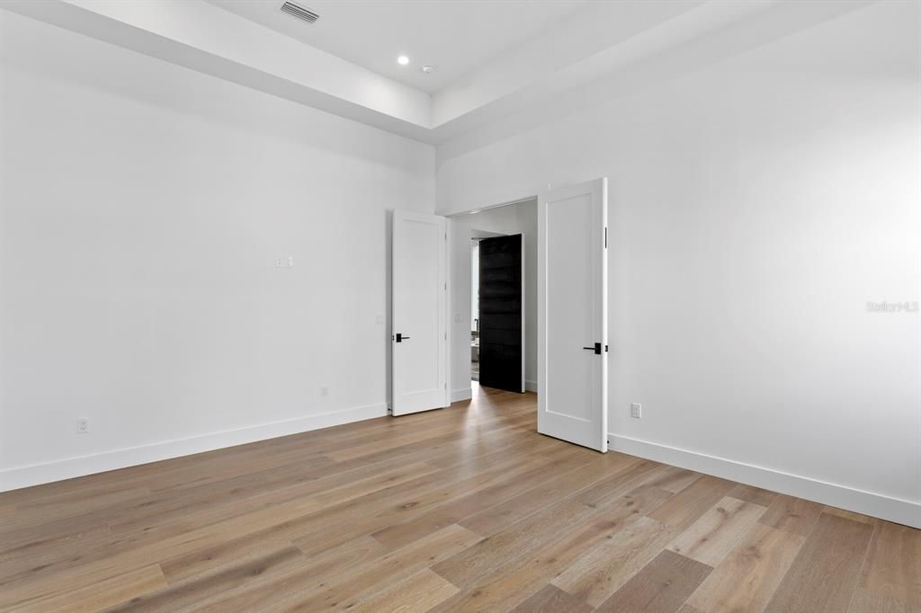 En Venta: $3,999,999 (5 camas, 6 baños, 6584 Pies cuadrados)