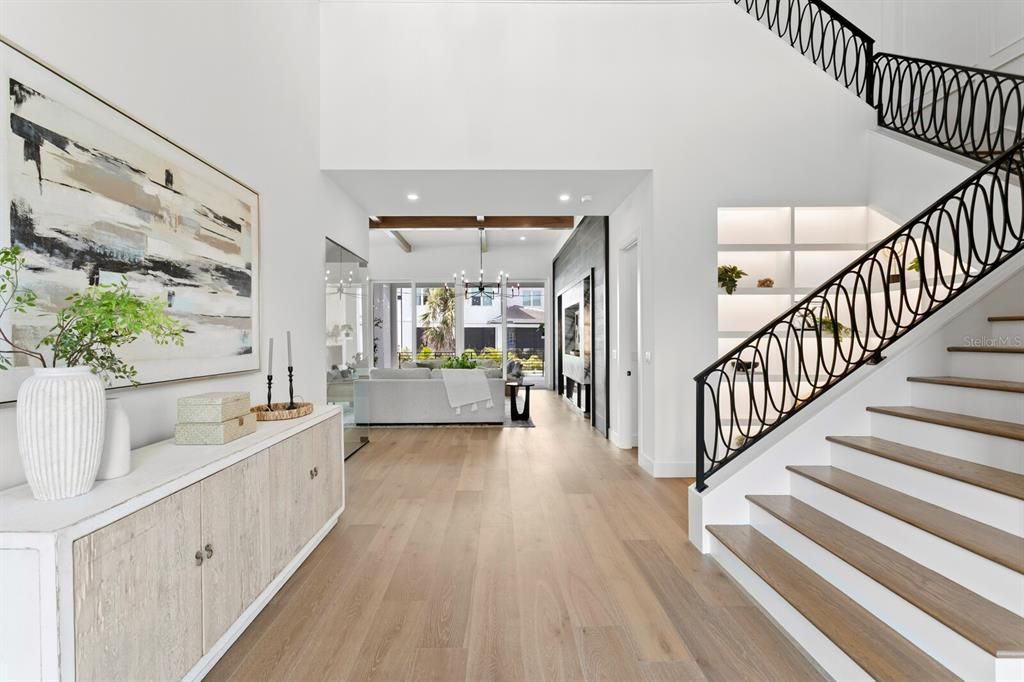 En Venta: $3,999,999 (5 camas, 6 baños, 6584 Pies cuadrados)