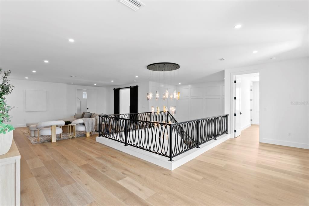 En Venta: $3,999,999 (5 camas, 6 baños, 6584 Pies cuadrados)