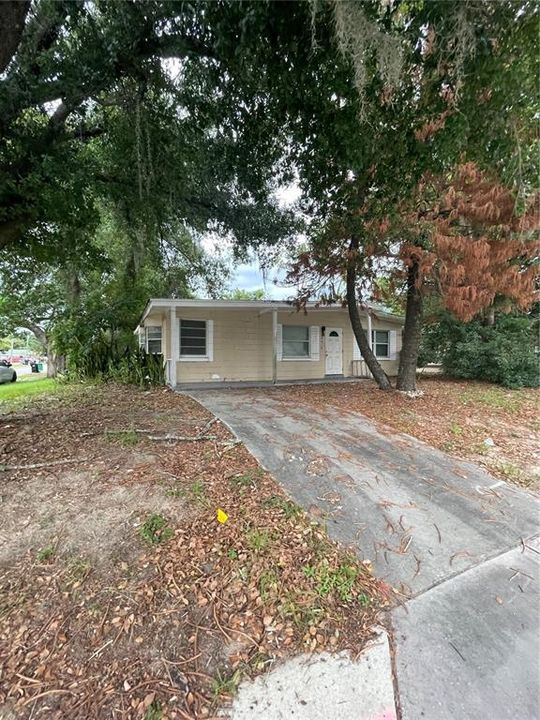For Sale: $178,000 (3 beds, 2 baths, 1158 Square Feet)