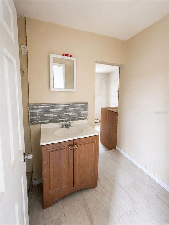 For Sale: $178,000 (3 beds, 2 baths, 1158 Square Feet)