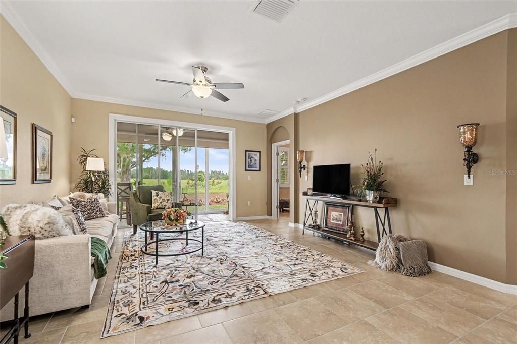 For Sale: $339,000 (3 beds, 2 baths, 1557 Square Feet)