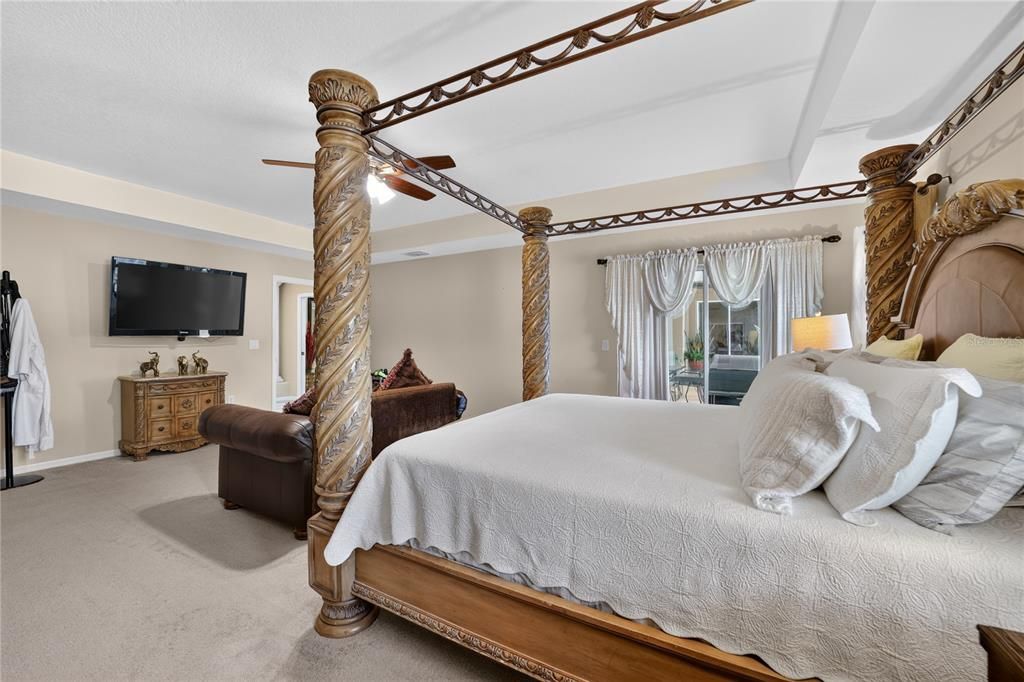 En Venta: $660,000 (4 camas, 3 baños, 3586 Pies cuadrados)