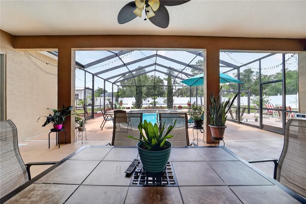 En Venta: $660,000 (4 camas, 3 baños, 3586 Pies cuadrados)
