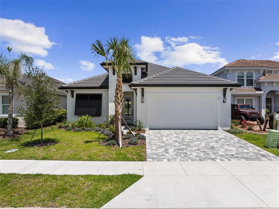 For Sale: $950,000 (3 beds, 3 baths, 2288 Square Feet)