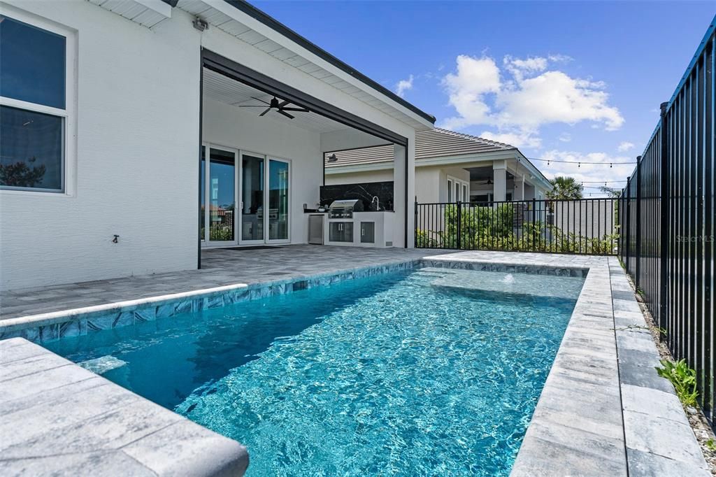 For Sale: $950,000 (3 beds, 3 baths, 2288 Square Feet)