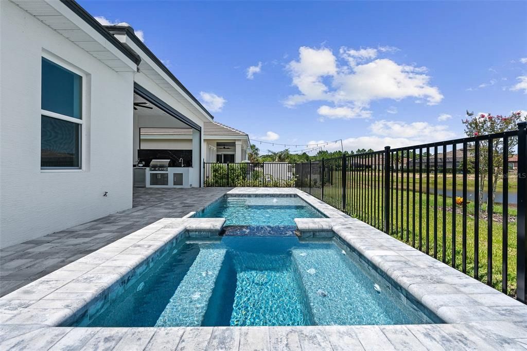 For Sale: $950,000 (3 beds, 3 baths, 2288 Square Feet)